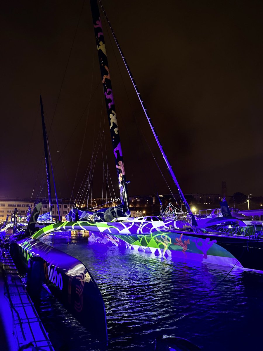 #Sodebo quai Malbert en 2024. Demain c’est pour le record du #trophéejulesverne qu’il revient. Venez les fêter comme il se doit . #Brest Faut pas faire semblant.