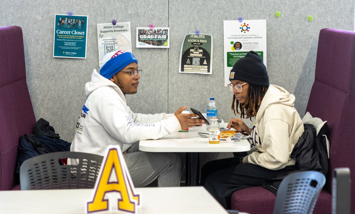 albioncollege's tweet photo. First week fresh 📸

The laughter echoing the hallways, the shuffling of feet through the snow, and the spilling of tea among friends. Finally, our Brits are back on campus 🥹💜

#MyAlbion #AlbionCollege #SpringSemester #FirstWeek #GoBrits https://t.co/2KJi8KVxgy