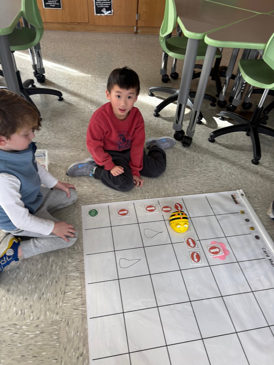 Nancy Schmidt tweet media