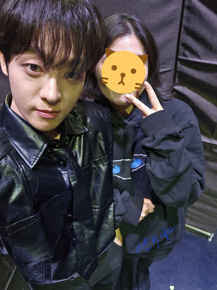 260124 태빈록
내가 영원히 태빈이에게 반존대를 해 ㅋㅋㅋ 나도 반말을 편하게 할 수 있게 해보겠어!!
ㄴ난 아직까지 태빈이가 어려운가바.. ㅠㅠ
#이태빈 #LEETAEVIN