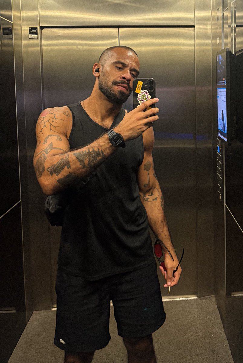 feliperyam tweet media