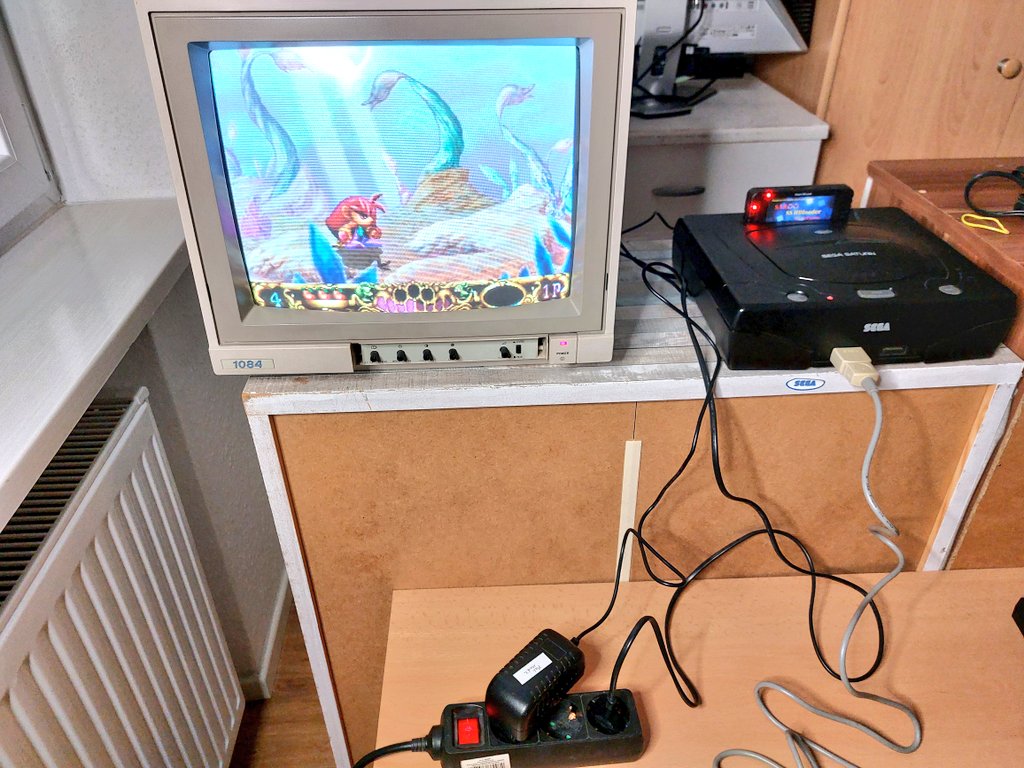 nuclearnightmar's tweet photo. Schönen #SegaSaturday euch allen
Gestern einen #Commodore1084  per #Kleinanzeigen gekauft 
Leider bekomme ich nur ein Composite Signal zum laufen
Weiß jemand wie #RGB bzw #SVideo Kabel daran angeschlossen werden?
#NTSC geht bisher nur mit 60Hz gemoddetem Saturn
#retrogaming https://t.co/bHXBj9o32D