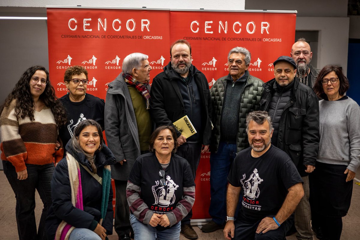 CENCORcasitas's tweet photo. Emocionante tarde la de ayer...Con "MADRID, EXT" hicimos un viaje nostálgico y sensorial que retrata la identidad cambiante de la ciudad. Gracias a @madrid_ext Juan Cavestany por charlar con nosotros y sobre todo, gracias al público que nos acompañó a pesar de la lluvia🤗 https://t.co/GYF0V8sjcN