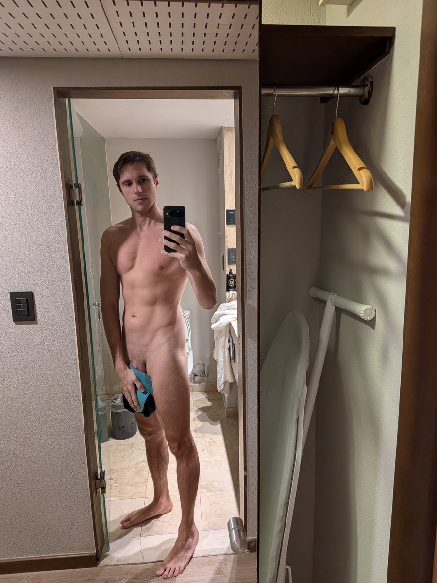 Athlete Guy 55555 tweet media