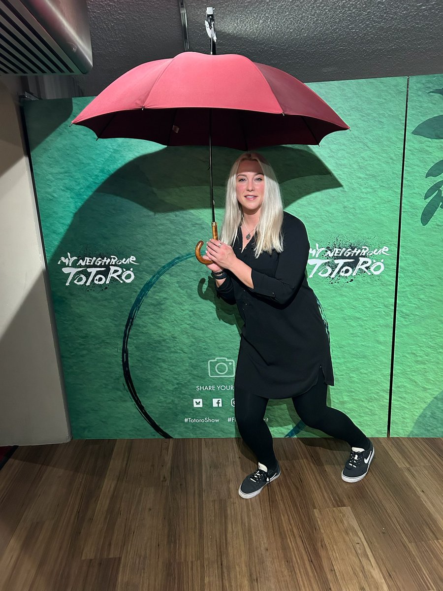 L_A_Taylor_'s tweet photo. A short break in London 🍃 

#totoro #ghibli #lataylor #demolitionwoman #westend https://t.co/zbcvL8vPyb
