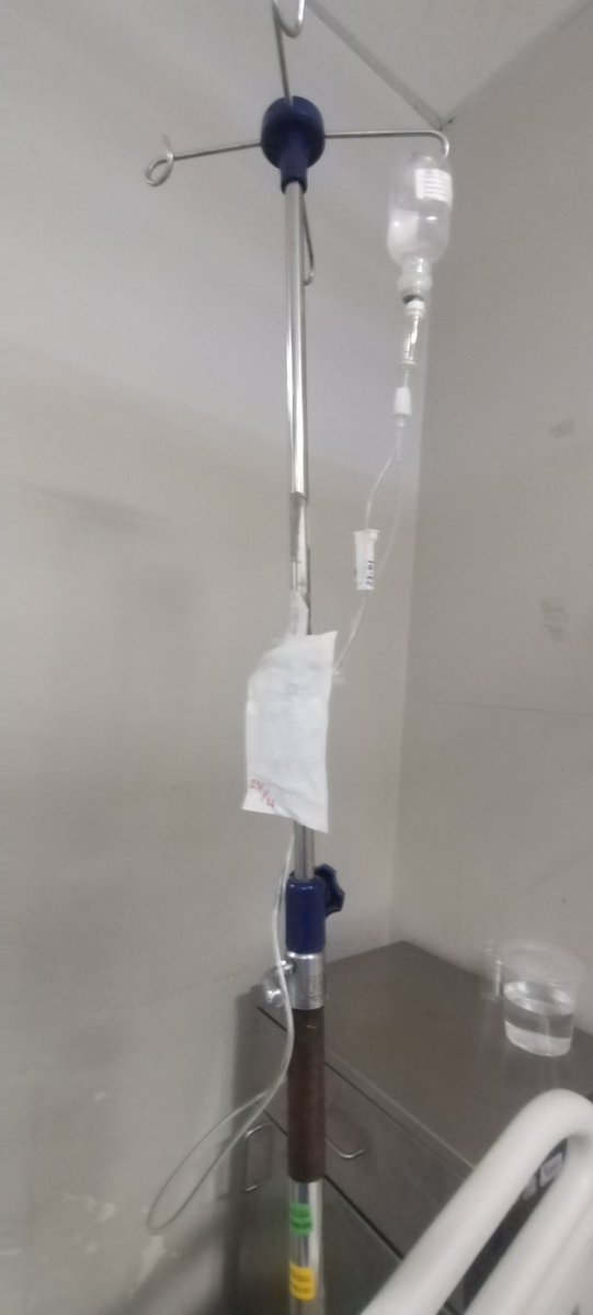 AKA_DLuka_'s tweet image. Hola muchachos e vuelto
Ayer estuve internado hoy estoy mejor sadre en unas horas.
Gracias a todos los que me apoyaron.
Aunque no se llego a la meta de 500 dolares para pagar tanto mis medicamentos como la cirujia tendre que trabajar mas duro.
Eso significa un prematuro adiós.
