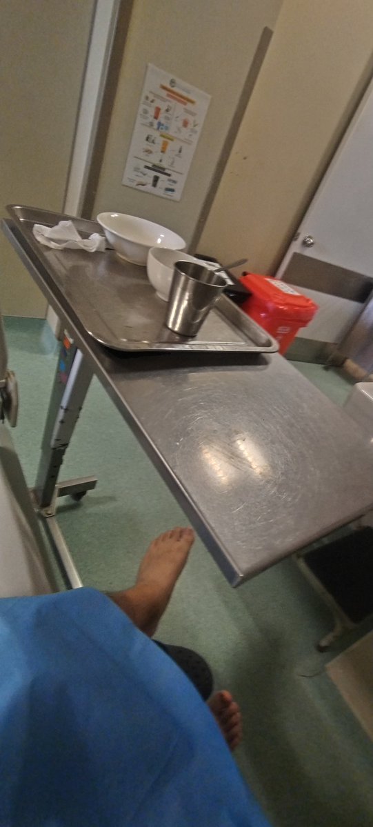 AKA_DLuka_'s tweet image. Hola muchachos e vuelto
Ayer estuve internado hoy estoy mejor sadre en unas horas.
Gracias a todos los que me apoyaron.
Aunque no se llego a la meta de 500 dolares para pagar tanto mis medicamentos como la cirujia tendre que trabajar mas duro.
Eso significa un prematuro adiós.