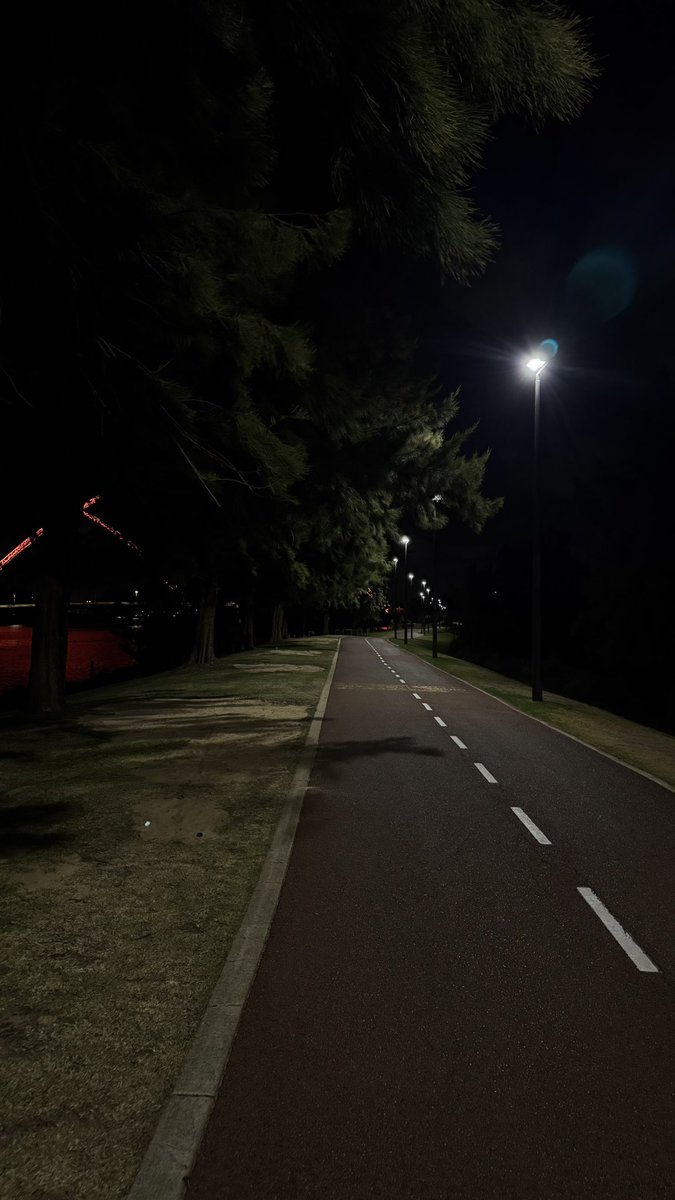 couldntknow's tweet image. Night runs hit different