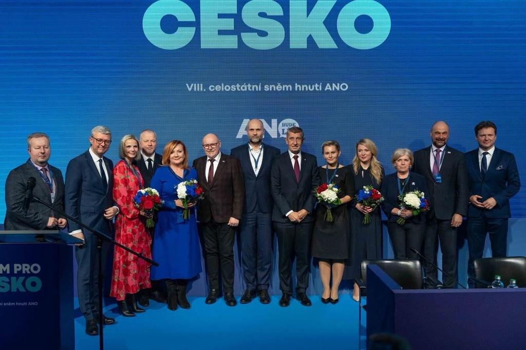 Gratuluji vedení Hnutí ANO v čele s <a href="/AndrejBabis/">Andrej Babiš</a> .👍 Děkuji za důvěru všem delegátům dnešního sněmu za zvolení do předsednictva hnutí. Už potřetí a dnes bez mé přímé účasti. O to víc si toho vážím a beru to jako silný závazek do další společné práce pro naší Českou republiku.🤝😉