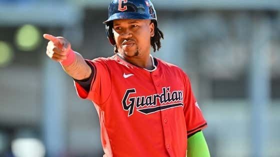 Build The Statue: Jose Ramirez Is Signing An Extremely Team-Friendly 7-Year Deal To Stay In Cleveland s.barstool.link/c/article-3561…