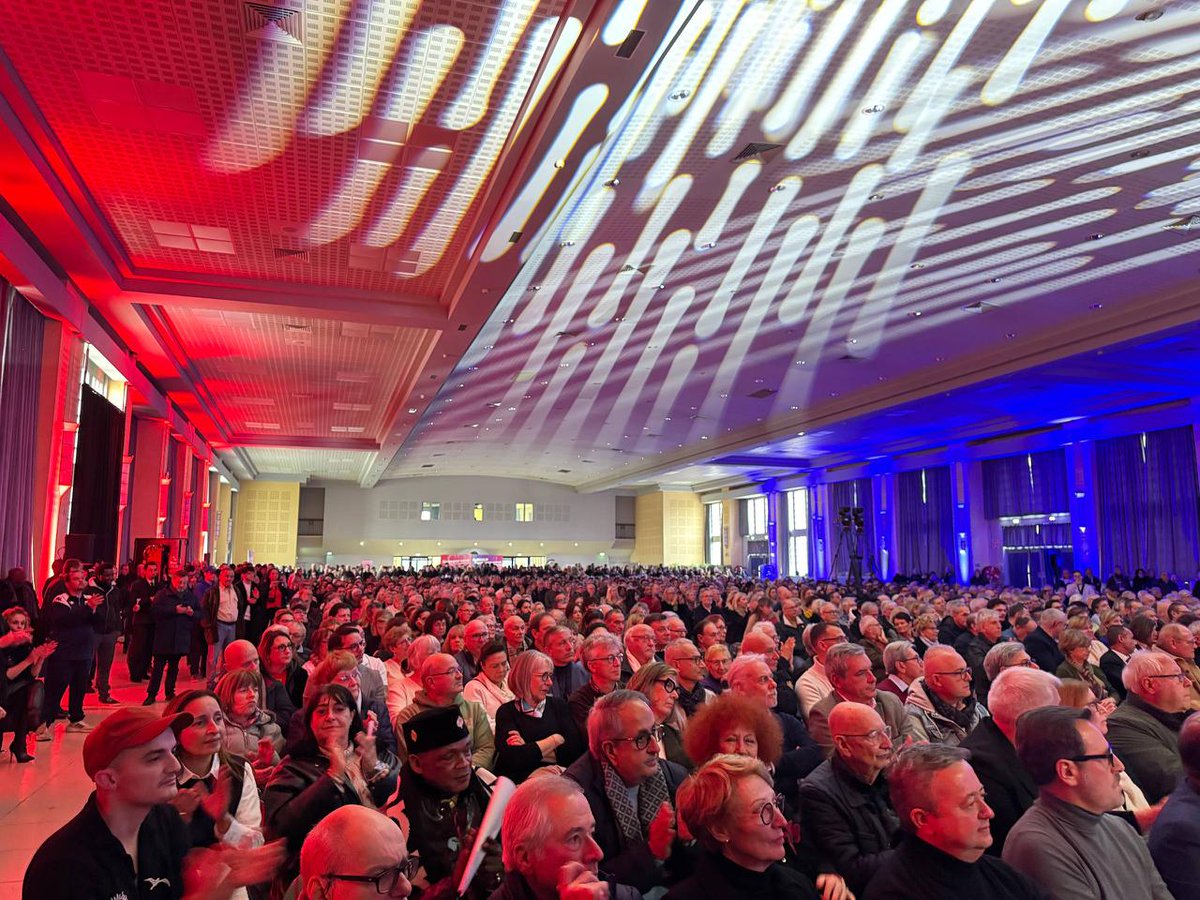 1 800 personnes réunies pour Protéger l’avenir de #Toulouse.

Une mobilisation forte, une énergie collective, une ambition claire pour l’avenir de notre ville !
