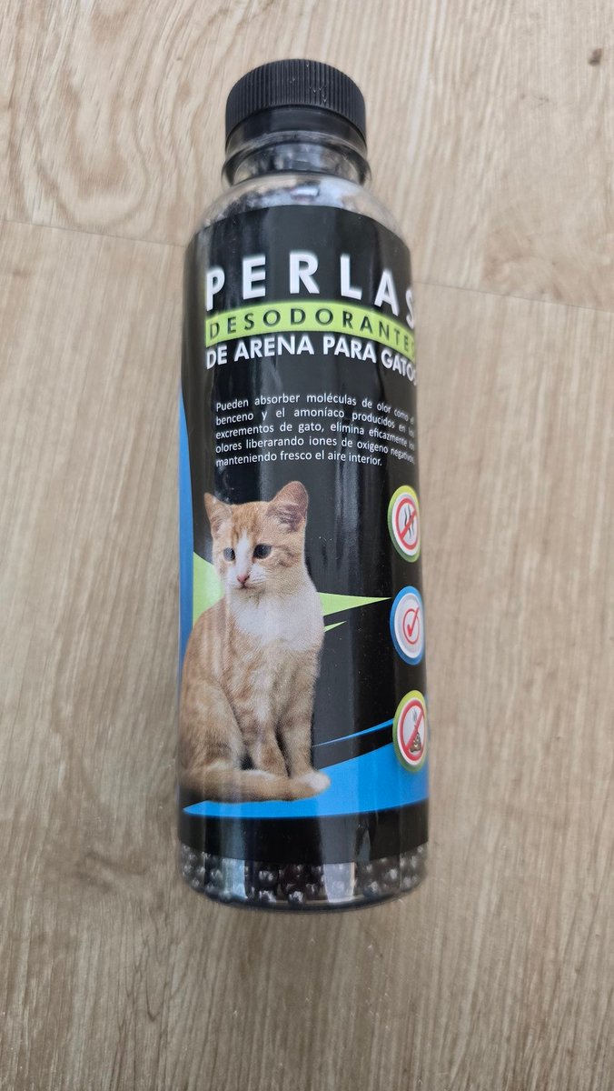 🆘️Venta de garaje virtual pro fundación! Empecemos con los 🐱:
1.  Aguacate boxeador con catnip para 🐱: $18.000
2. Tubo catnip: $8.000
3. Perlas carbón activado para arenera: $10.000
4. Juguete catnip pared: $7.000