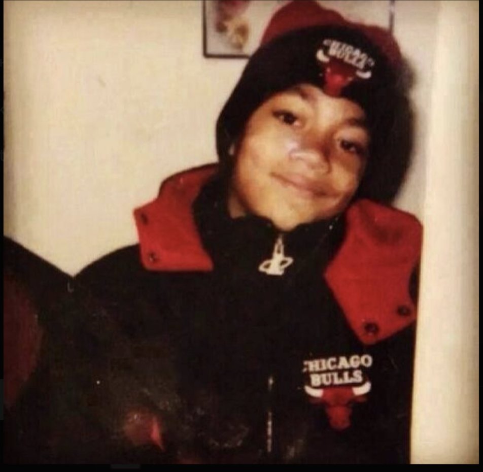 chicagobulls's tweet image. Hey kid, your jersey goes up in the rafters tonight ❤️