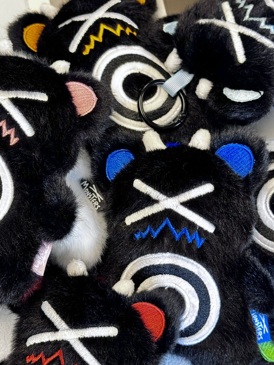 Lucréce tweet media