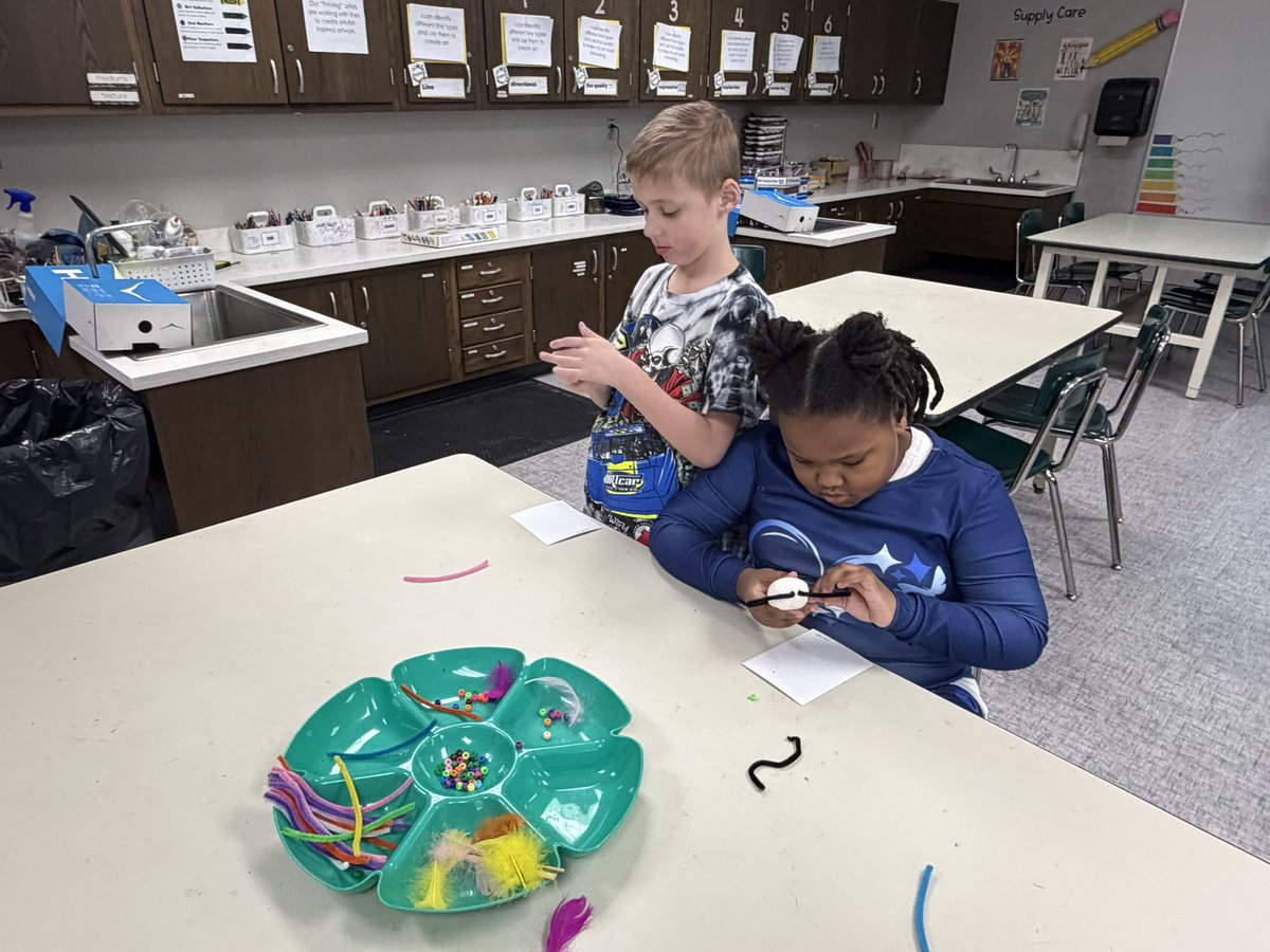 SFE ARTISTS tweet media