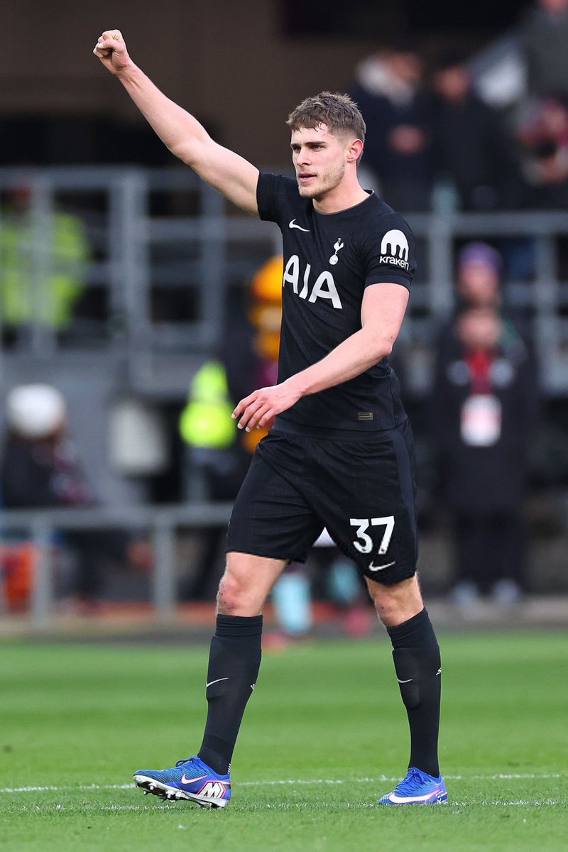 hojlundejong's tweet image. 🥹