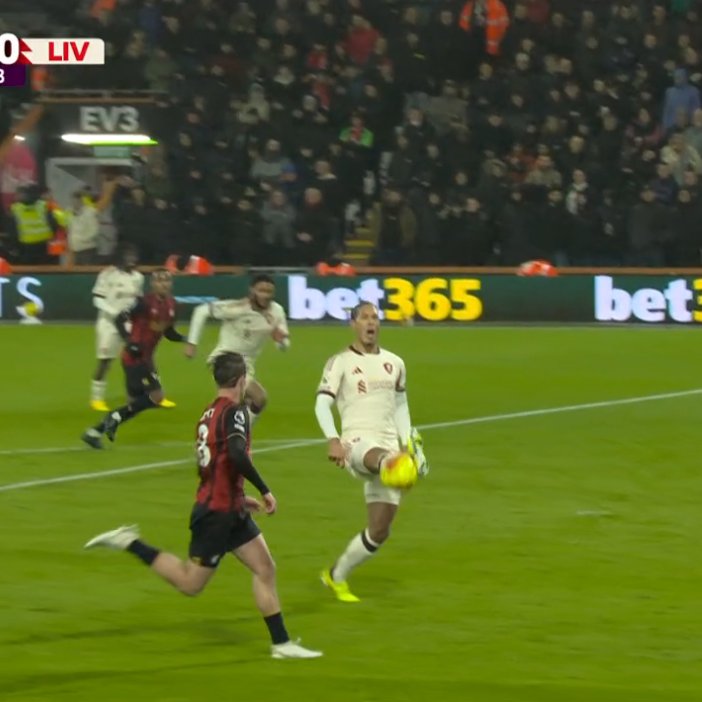 The Touchline | 𝐓 tweet media