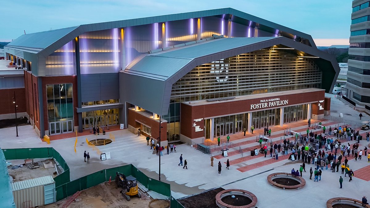 REMINDER: <a href="/BaylorMBB/">Baylor Men’s Basketball</a> game day shuttles today 🚌

📍Student pick-up location: Penland Hall starting at 3:30 p.m.
📍 Fan &amp; staff pick-up location: Ferrell Center starting at 1 p.m.

Both buses will run until one hour after the game.

#SicEm