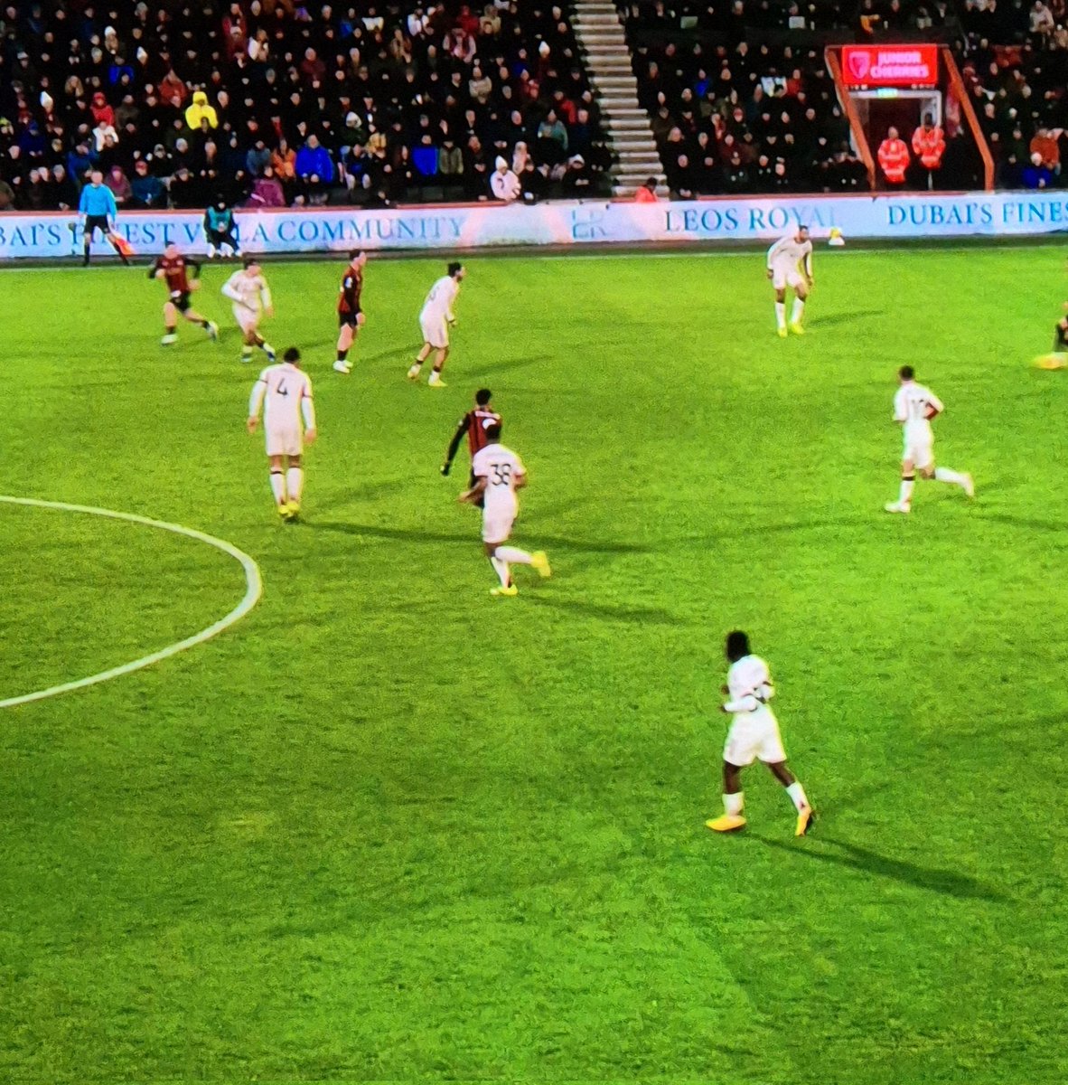 Pauline668 tweet media