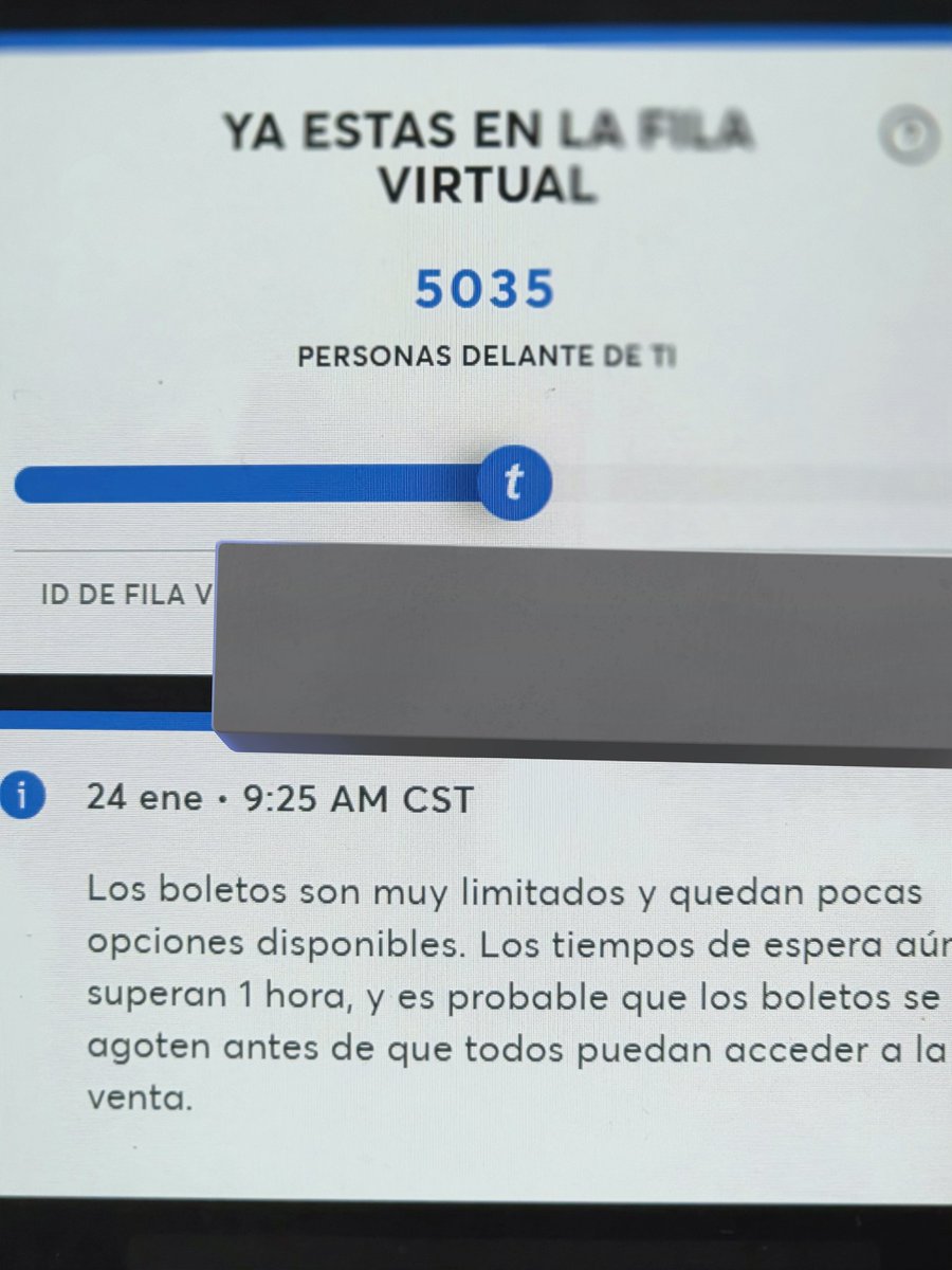 PerlaDLc's tweet photo. Sorprendid@s quedamos que estando en el lugar 10mil en la fila no se alcanzó boletos para BTS en México  🇲🇽🤔

#BTS #ARMY #btsMexico https://t.co/PoG5RGngfw