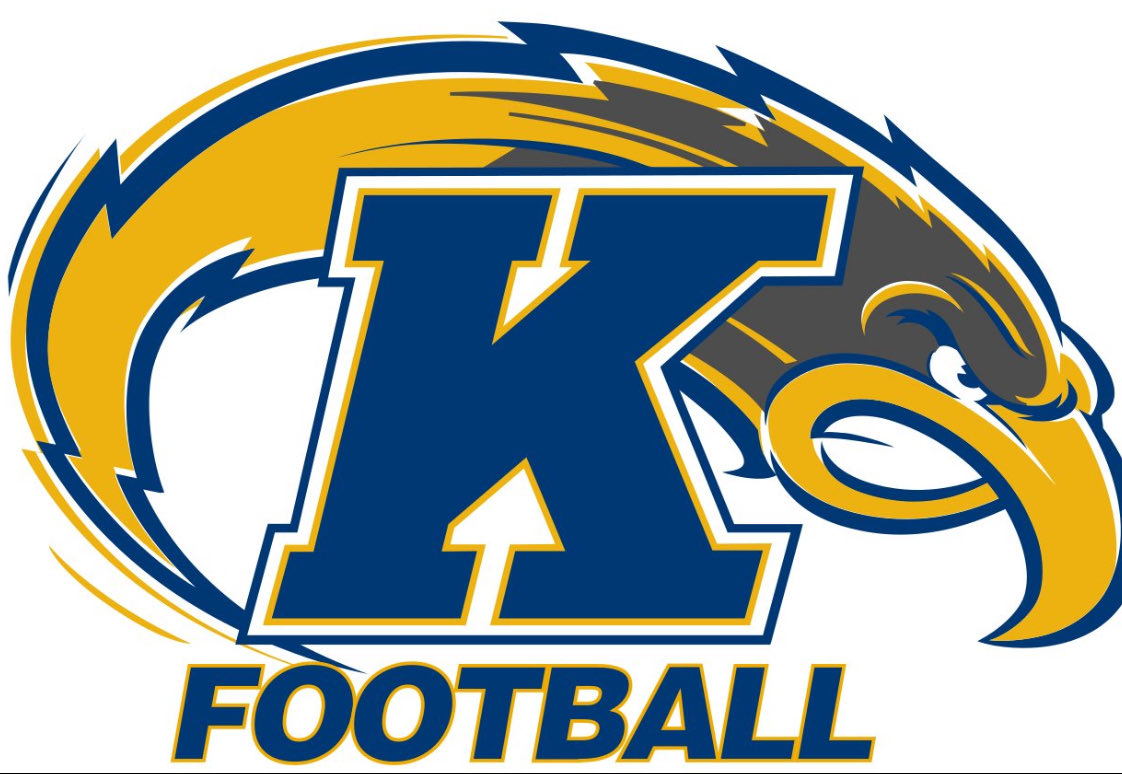 Angelo71M's tweet image. Thank you @CoachSnyder45 for visiting and taking the time to speak to me at school.