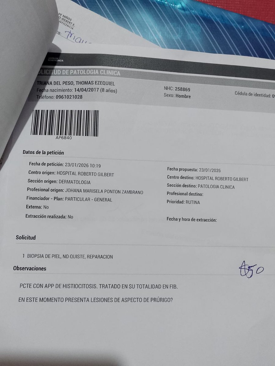 mcdc_mcdc's tweet photo. Favor RP #Guayaquil #CancerInfantil🎗️ #voluntariado 

Thomas (8 años #histiocitosis) necesita #AYUDA #URGENTE 
Está ingresado y necesita pagar exámenes y biopsia. Mamá envia documentos de respaldo. Ella de momento no puede costear. https://t.co/eXDqNFfGtx