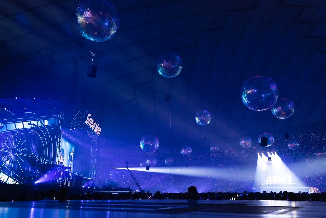 SnowMan_Rays_'s tweet photo. -Snow Man Dome Tour 2025–2026「ON」-

9人全員で5大ドームツアーを最後まで走り抜けることができました。

ファンの皆さまの声と想いに支えられ、
5周年イヤーは忘れられない景色の連続となりました。

いつも本当にありがとうございます。
これからも一緒に☃️

#SnowMan
#すのぐらむ https://t.co/I5wQ6b0ADj