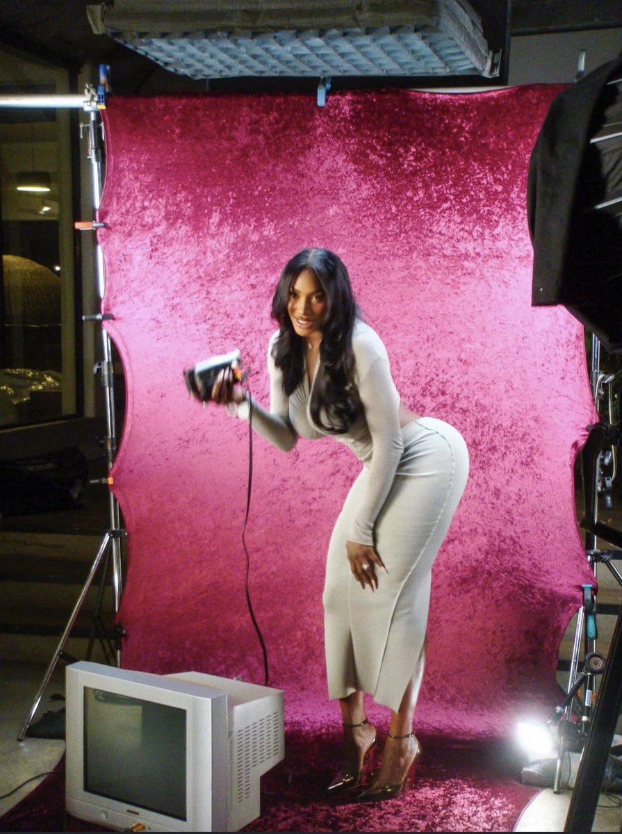 AYA NAKAMURAAAAAAAAA ????