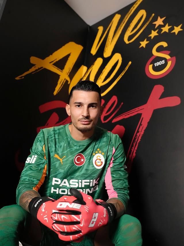 Gala Older tweet media