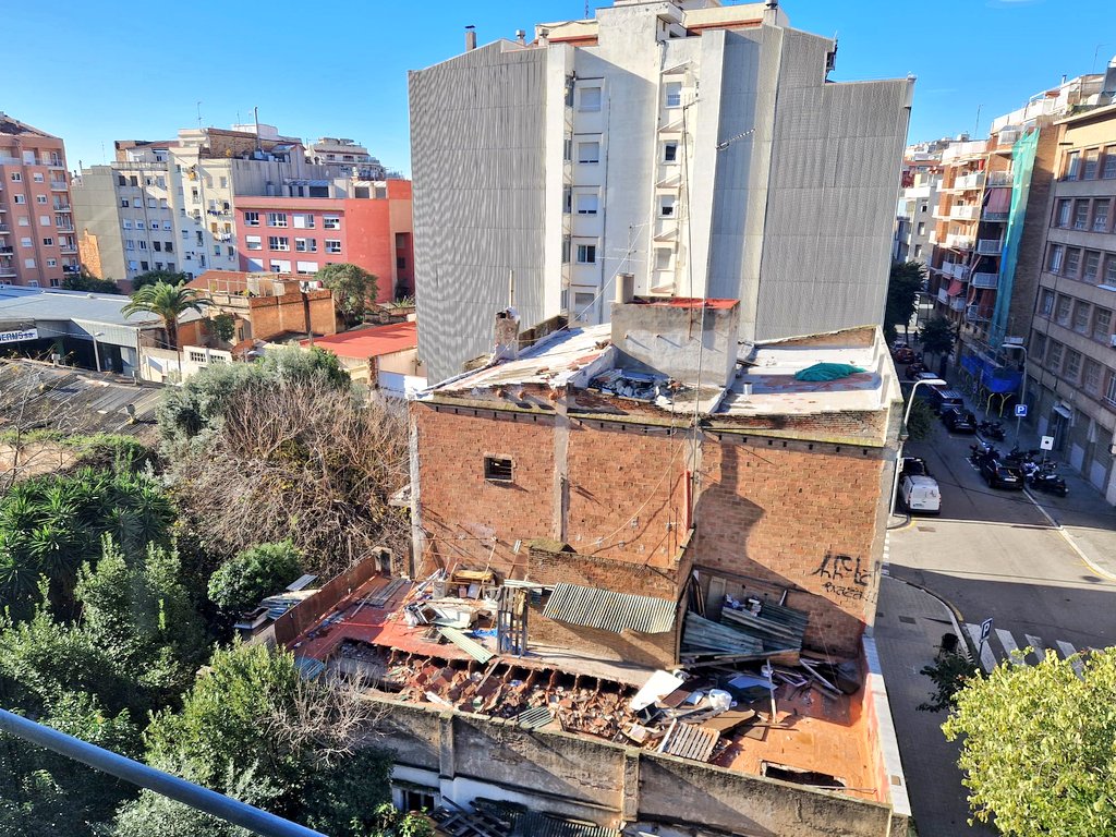 sants3radio tweet media