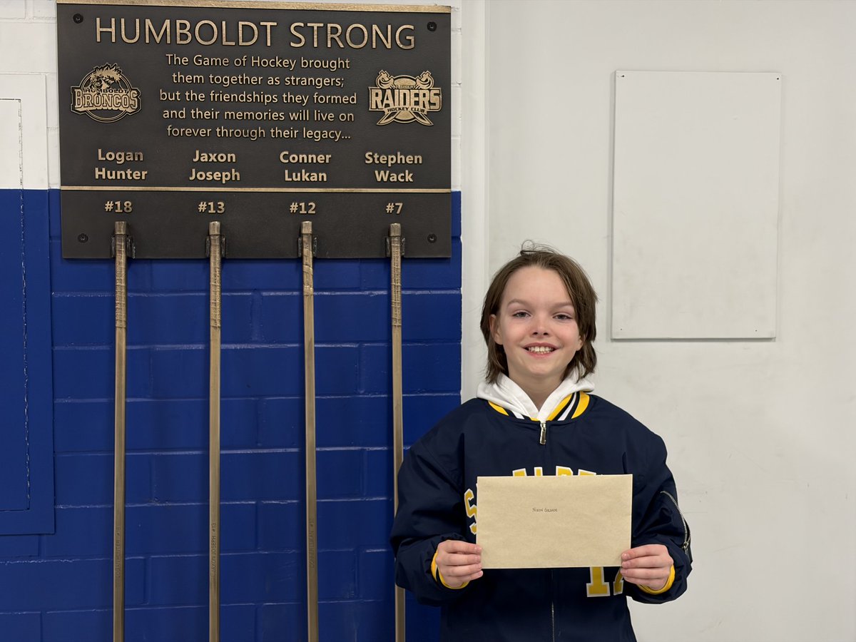 Congrats to our two Layla Hood Scholarship winners for 2025/26!!! Rylan Ralph from @gsacrd_sportsacademy and Nixon Goldade from Athletic Academy Hockey. Both of these winners live like Layla:
Hard working
Fun Loving
Kind
Respectful
#LivelikeLayla