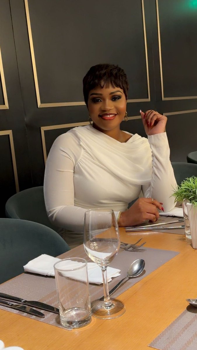 Nadège NK❤ Jeanne d'Arc tweet media