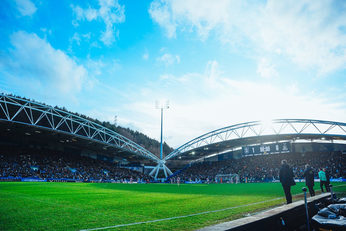 Derby Day Win!!! 📸💙🤍

#htafc