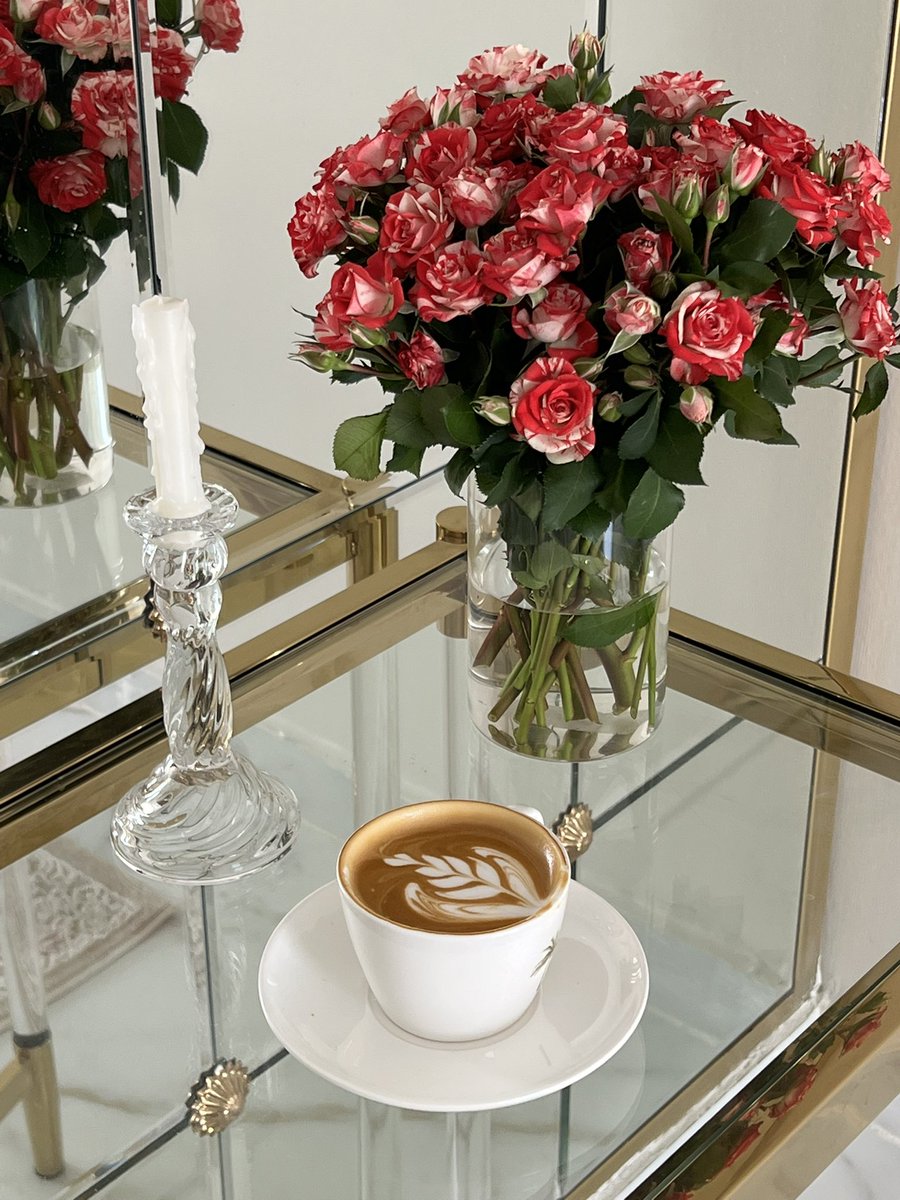 Rahaf_desserts's tweet photo. @true8_ كوبي الجميل 🌴🤍 https://t.co/7yW4lVbn2g