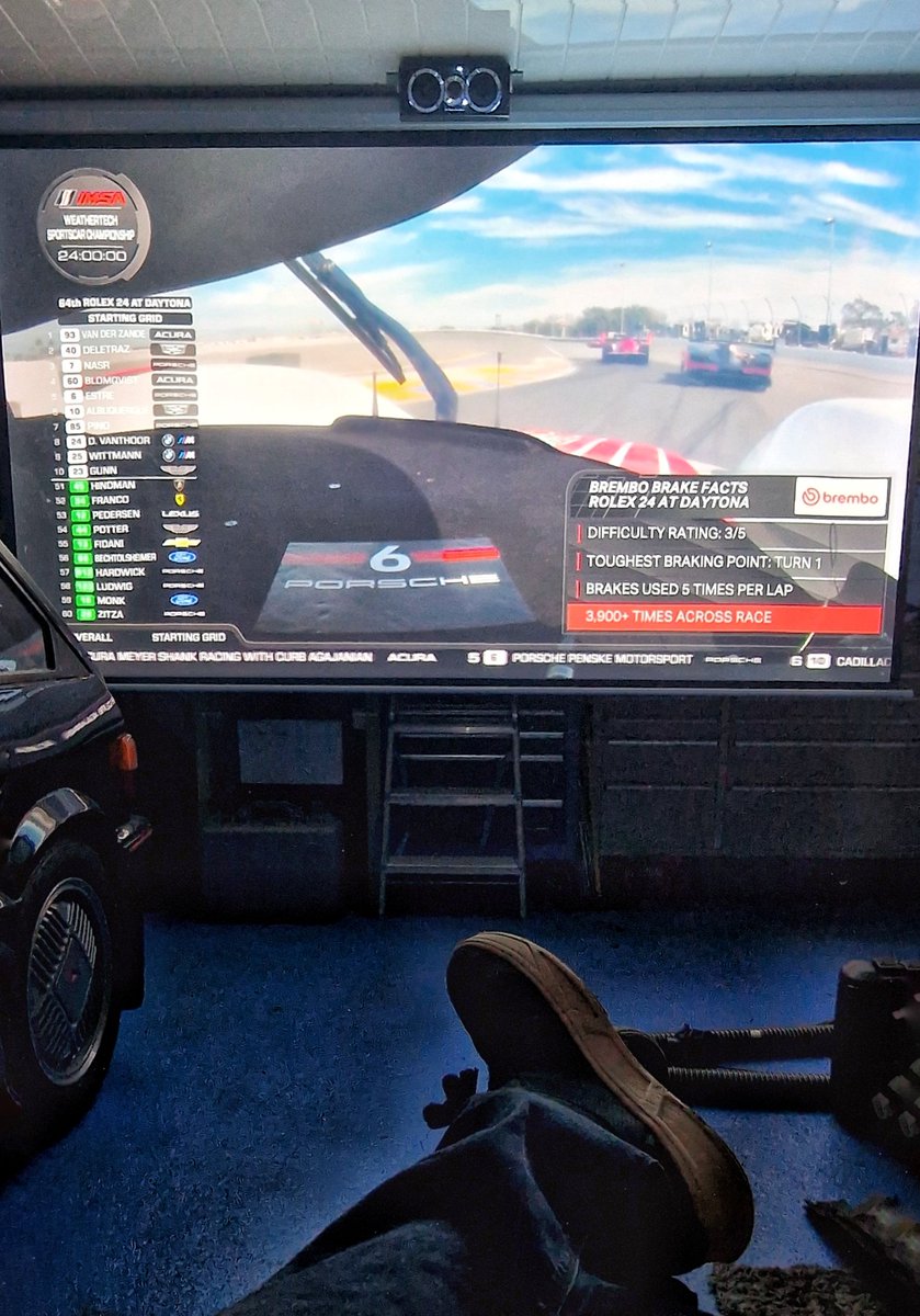 Dave Monks tweet media