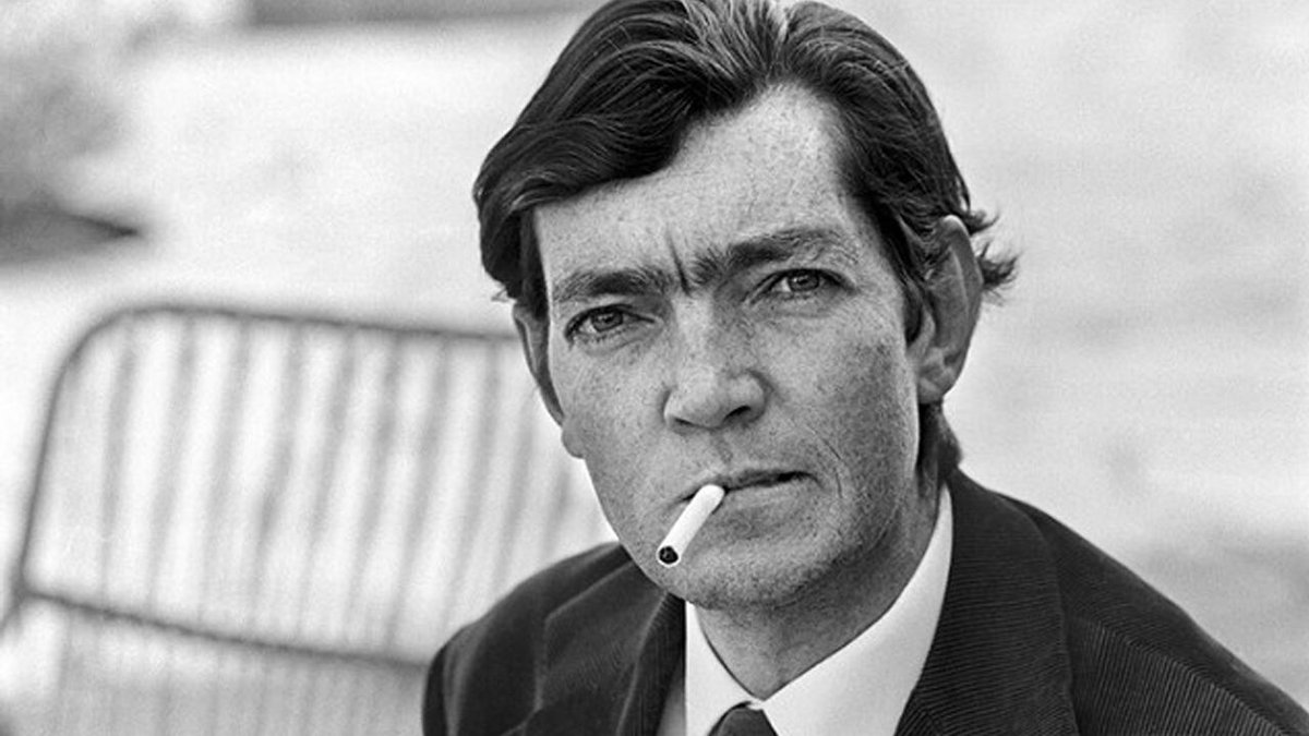 “¿Cómo se hace para decir te quiero sin que suene a costumbre, sin que pierda la magia del primer día?”

Julio Cortázar.