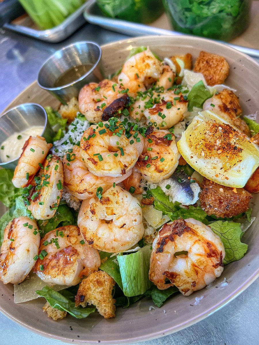 Chef Andrew Gruel tweet media