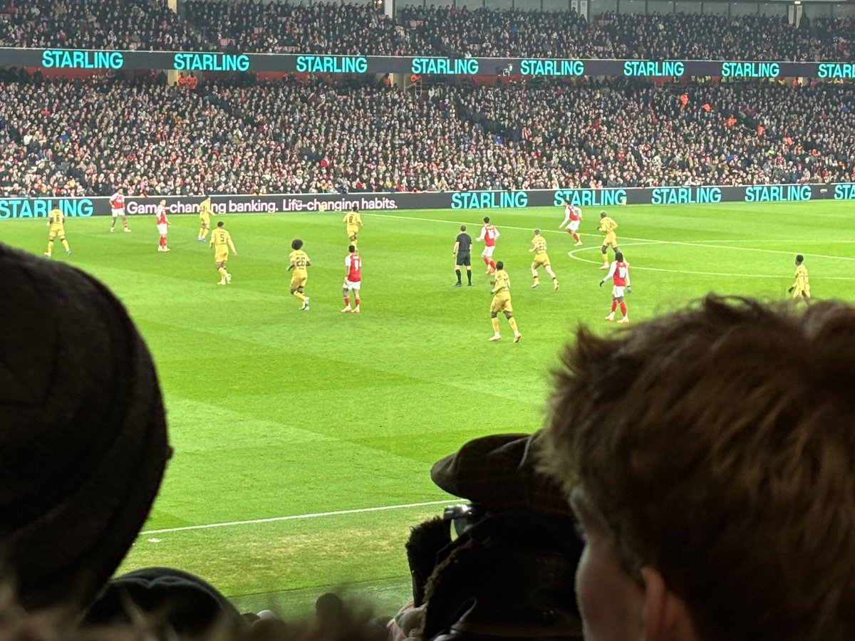 JetOff1990's tweet photo. Late post folks!!! 2 days before Christmas, I went to the Emirates Stadium to see the quarter finals of the #CarabaoCup between @Arsenal and @CPFC and in ended 1-1. Arsenal went on to win 8-7 on penalties after a 1-1 draw!!!

#groundhopping @EFL #EFLCup https://t.co/96slN9TPkD
