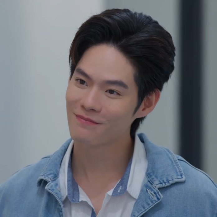 hifrom_flo's tweet image. Bro got out of hell and decided to ruin another lesbian relationship.