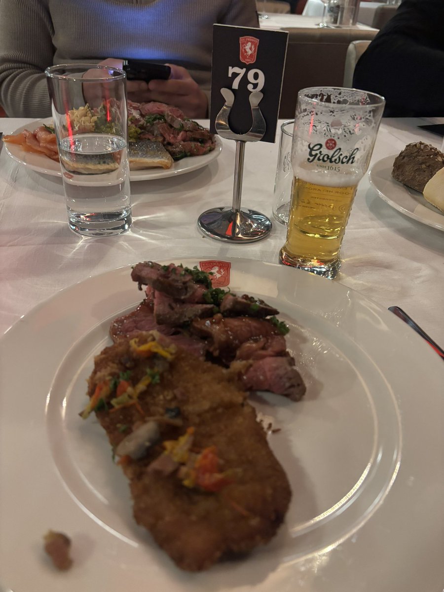 De meest chique awayday staat weer op het programma ! Hup <a href="/excelsiorrdam/">Excelsior Rotterdam</a>  ❤️🖤 #Tweexc