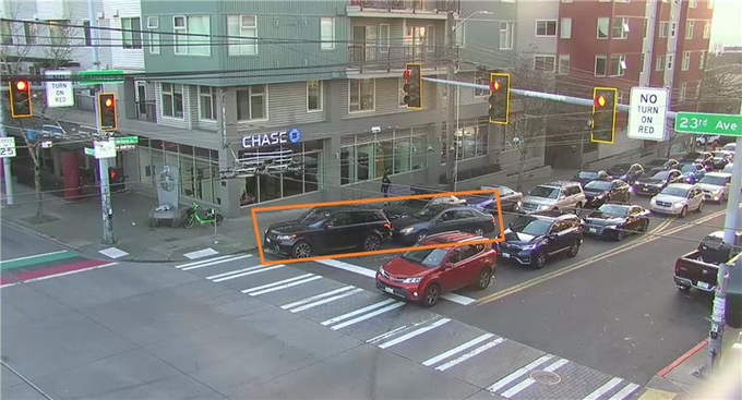 잭슨 서쪽 우회전시 주의!