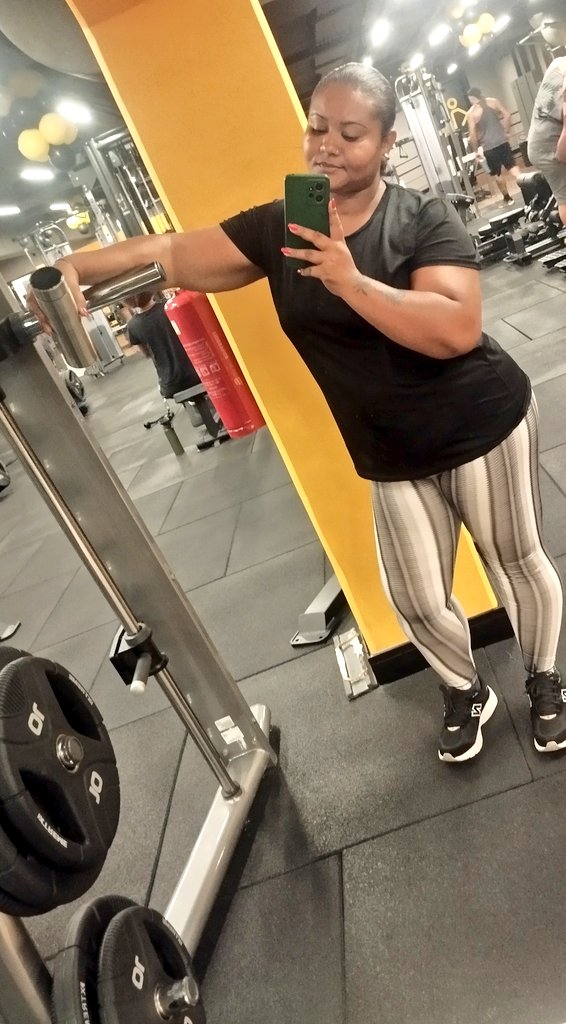 PsbVanessa's tweet photo. Mês de Dezembro não fui sequer um dia pra academia, Janeiro voltei com tudo bora focar, agora mais puxado Trabalho, Academia e Faculdade.
Vou dar conta pois Eu Consigo e Eu Posso,as palavrinhas mágicas https://t.co/9EuJXhEcah