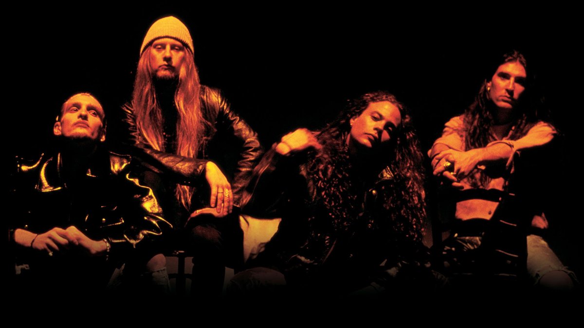 thirstyspittoon's tweet photo. Alice In Chains

https://t.co/qFLNR0vPnR

#rollsofinsulation https://t.co/Y4Ws3bsIg4
