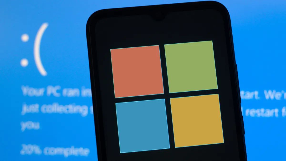 WindowsCentral's tweet photo. Microsoft just released a second emergency out of band update for Windows 11 to address another critical bug that was introduced with this month's disastrous Patch Tuesday updates.

https://t.co/xf6XzJiubw https://t.co/8EF8CFbOa1