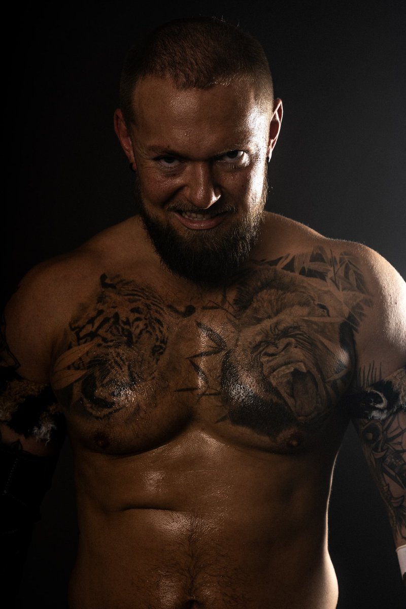 C_BloodStone's tweet photo. Grateful for the opportunity to step into a TNA Wrestling tryout this week and test myself at that level.

The feedback I recieved from members of the locker room was further proof to myself that it’s now only a matter of time before I get to where I want to be. 

#HuntEmAll 🐅 https://t.co/5YjeP3lyBq