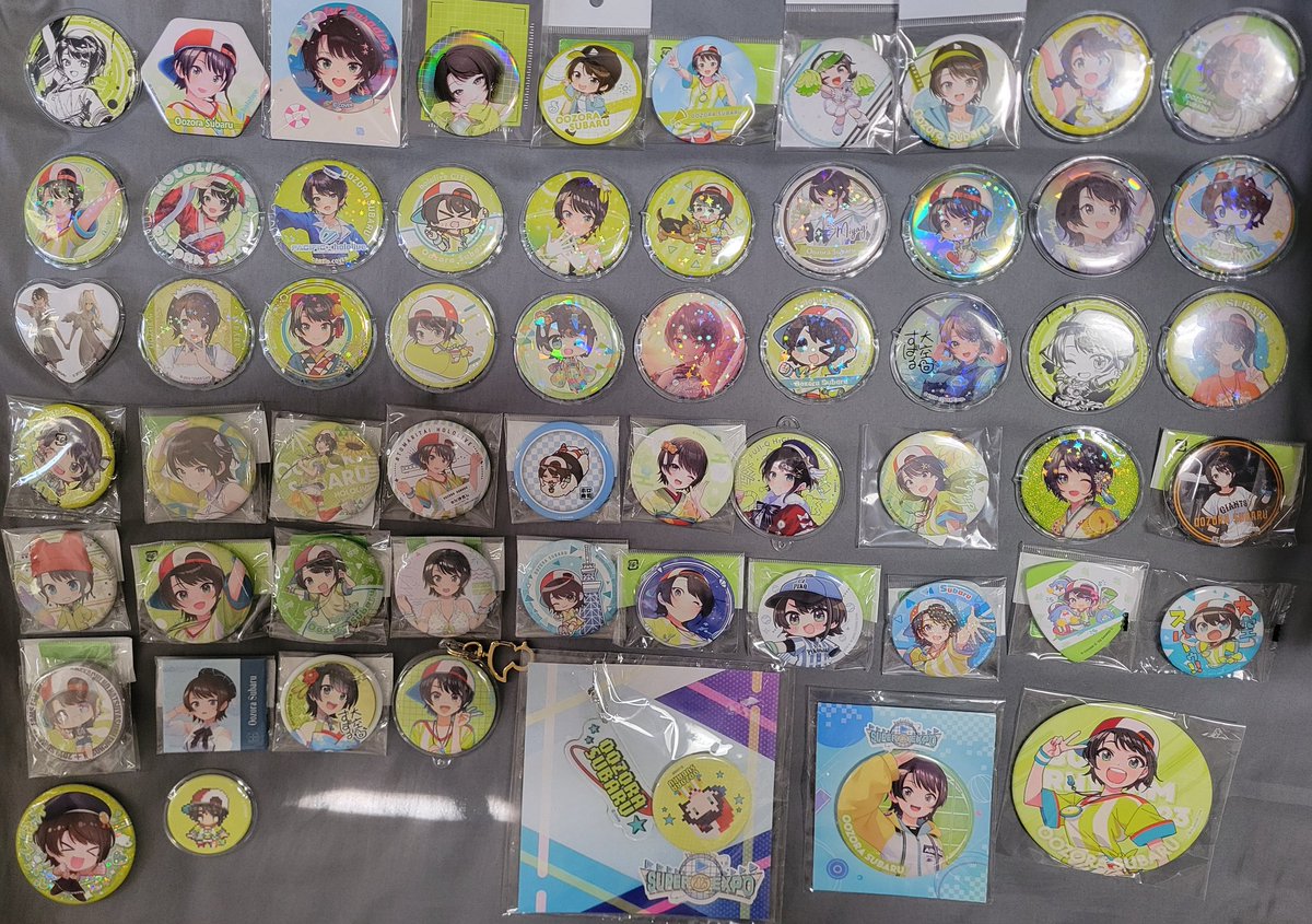 大空スバル(公式)缶バッジ60種集めたっス！！！！！ 目標70種まであと