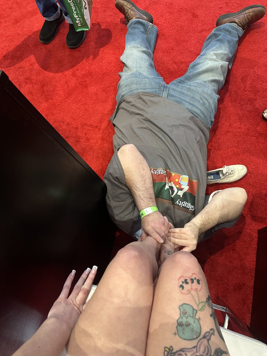 ๐ซ๐๐พ๐๐ธ๐๐๐ ๐๐๐ โฃ๏ธ๐ FETCON / FL Aug 3-10 tweet media
