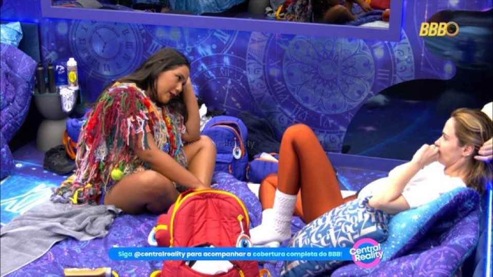 Chai acha que está cancelada e acha que vai sair no primeiro paredão! Ela não faz ideia de que conquistou 1,4M no Instagram e que tem pessoas que estão amando o jeitinho dela! ❤️🤏🏼 #TeamChai #BBB26