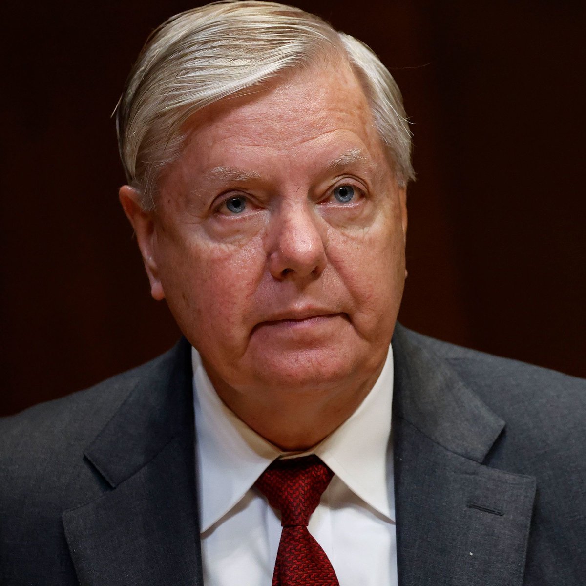 EricLDaugh's tweet image. 🚨 BREAKING: Sen. Lindsey Graham is drawing up legislation with the White House to ABOLISH sanctuary cities for illegal aliens once and for all, in federal statute, making it impossible for them to ever exist again

Get it done. WE HAVE TO BAN IT. Permanently.