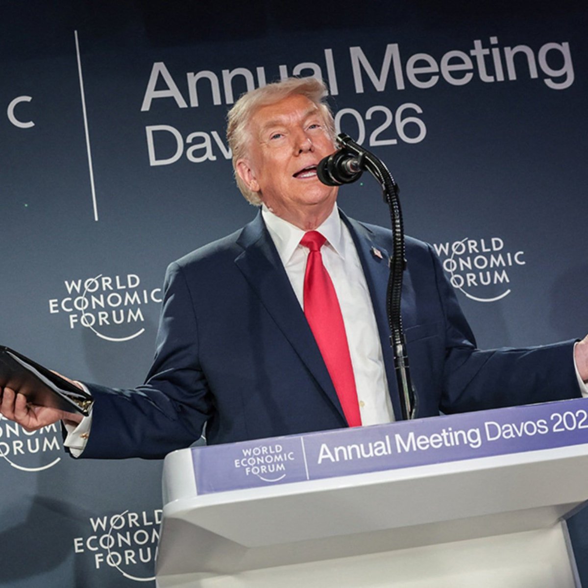 EricLDaugh's tweet image. 🚨 BREAKING: Sen. Lindsey Graham is drawing up legislation with the White House to ABOLISH sanctuary cities for illegal aliens once and for all, in federal statute, making it impossible for them to ever exist again

Get it done. WE HAVE TO BAN IT. Permanently.